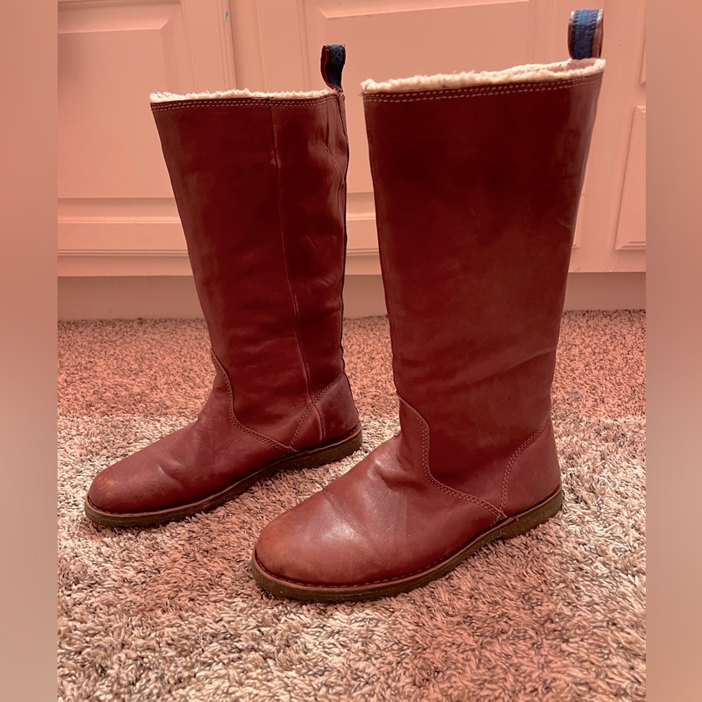 Brown leather fur lined boots